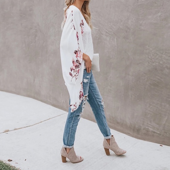 New! Open Floral Kimono - Picture 3 of 6